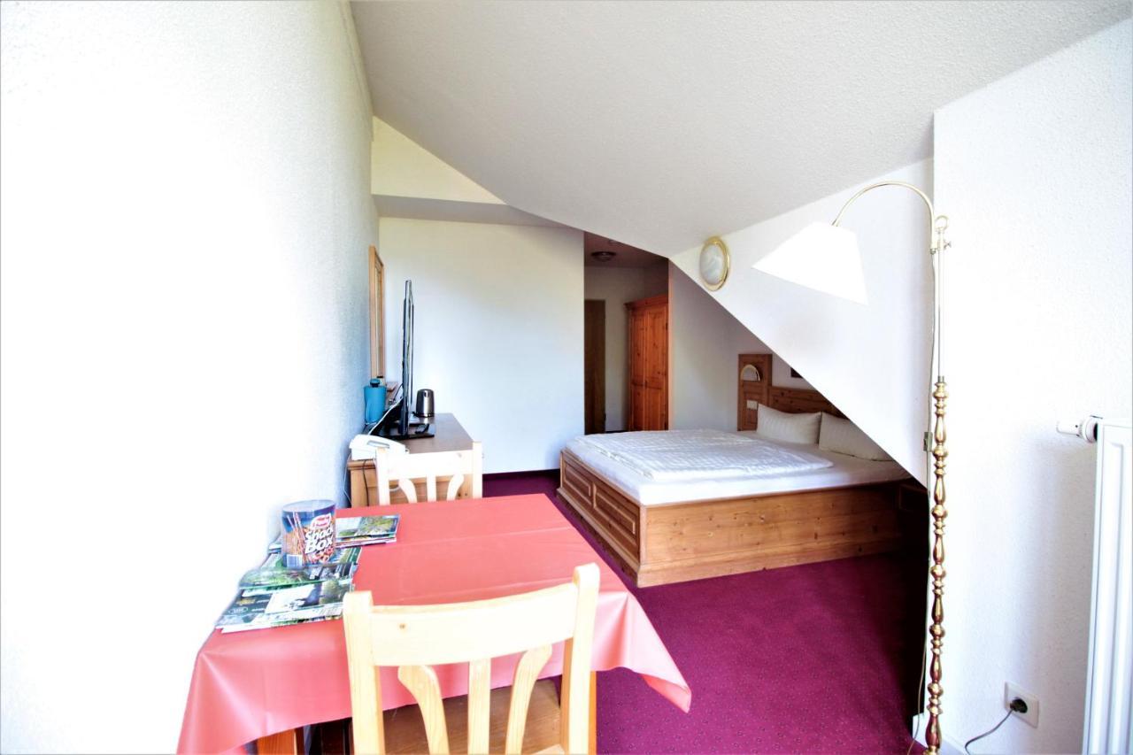 Ruhiges Doppelzimmer Im Hotel Ahornhof Lindberg Exterior photo